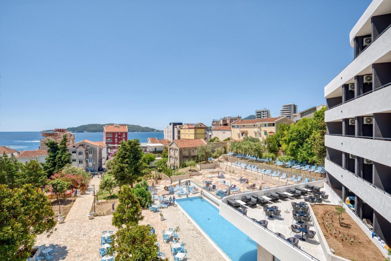 Hotel Montenegrina & 4*